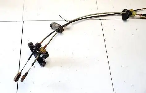 Opel Vectra C Gear shift cable linkage 