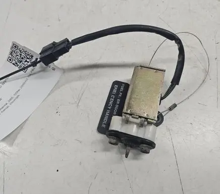 KIA Sorento Fuel tank cap lock motor 
