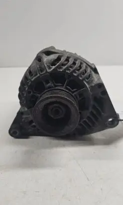 Audi A4 S4 B5 8D Generator/alternator