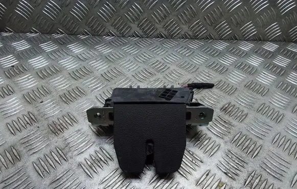 Opel Zafira B Tailgate/trunk/boot lock/catch/latch