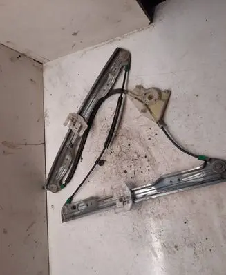 Citroen C5 Front door electric window regulator 104541105
