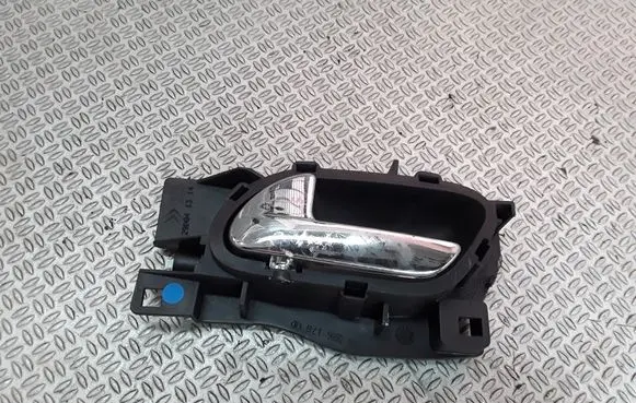Peugeot 407 Rear door interior handle