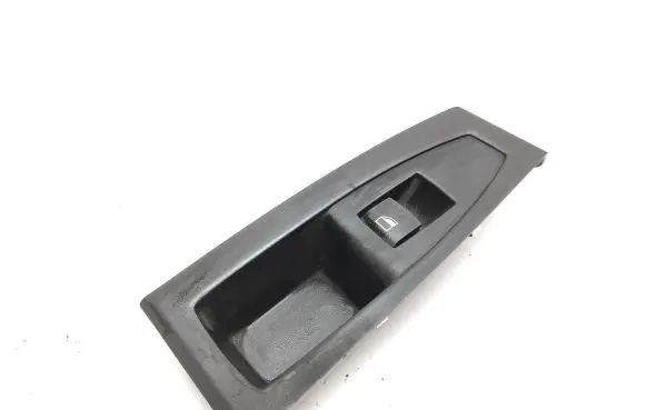 BMW 2 F46 Electric window control switch 9208107 L2A00971 270516