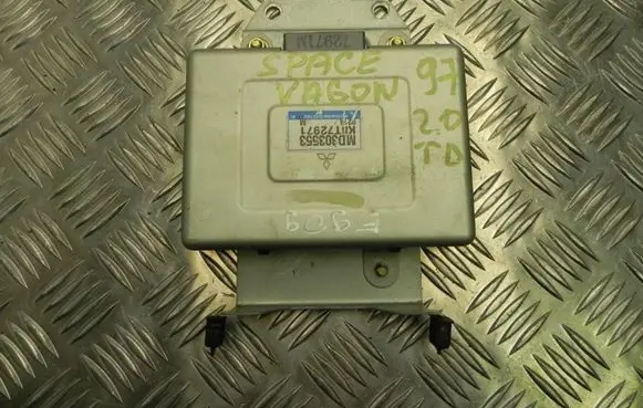 Mitsubishi Space Wagon Other control units/modules MD303553 E909
