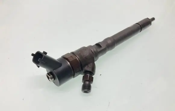 Hyundai Tucson JM Fuel injector 0445110128