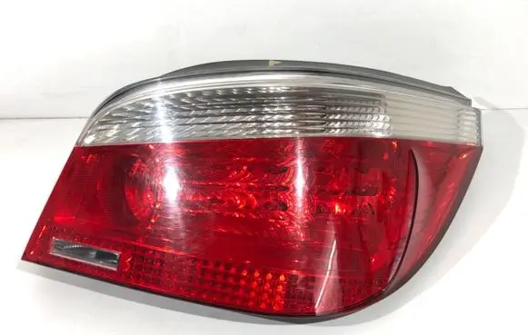 BMW 5 E60 E61 Rear/tail lights 6910768