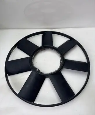 BMW 5 E39 Fan impeller 2243303