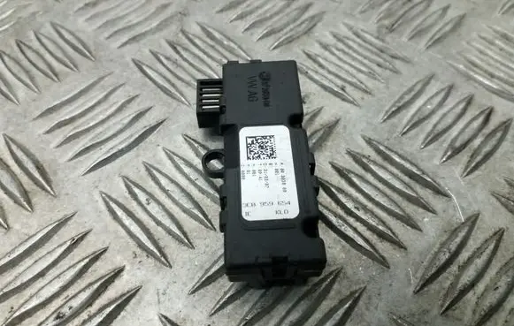 Volkswagen PASSAT B6 Steering angle sensor 3C0959654