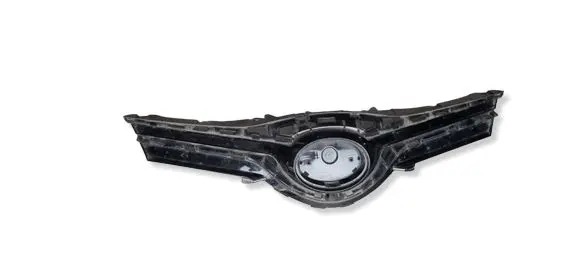 Toyota Yaris Front bumper upper radiator grill 531010D650