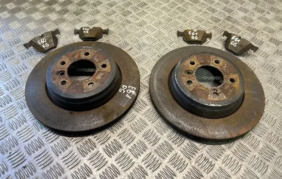 BMW 5 E60 E61 Rear brake disc