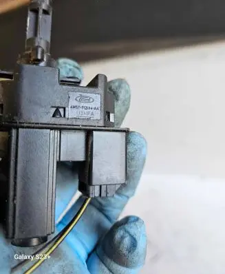 Clutch pedal sensor
