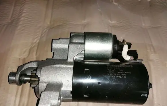 Audi A3 S3 8P Starter motor 0001108445T