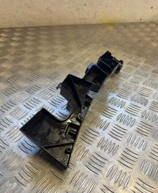 Audi Q5 SQ5 Bumper support mounting bracket corner 80A807278B