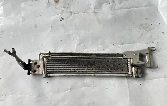Mercedes-Benz E W212 Transmission/gearbox oil cooler A0005010765