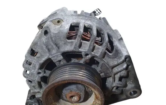 Audi A4 S4 B7 8E 8H Generator/alternator 078903016AC 105100373 5642497C