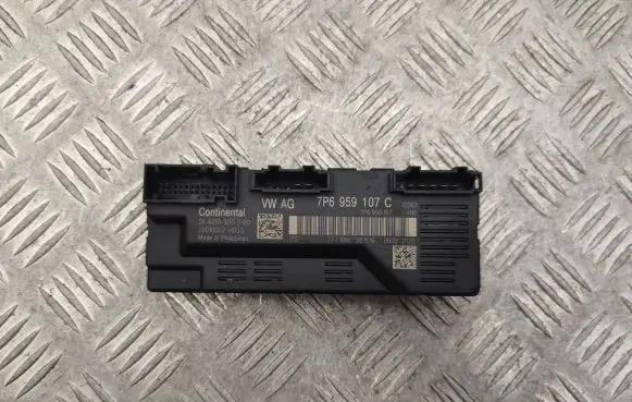 Volkswagen Touareg II Tailgate/trunk control unit/module 7P6959107C
