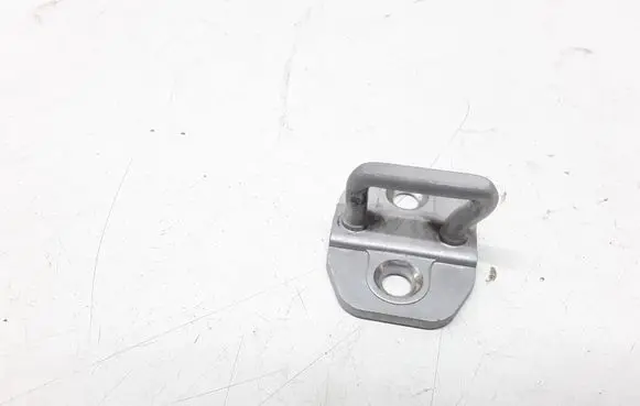 Mercedes-Benz C W204 Front door lock loop/hook striker 