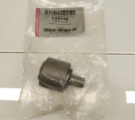 Mercedes-Benz E W124 Rear control arm 1243523565 A1243523565 FZ9748