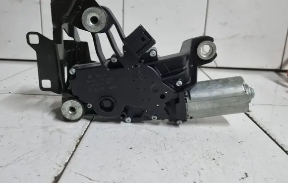 BMW 5 E60 E61 Rear window wiper motor 1397220497