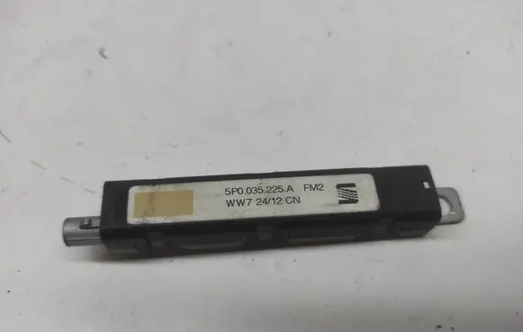 Seat Altea Aerial antenna amplifier 5P0035225A