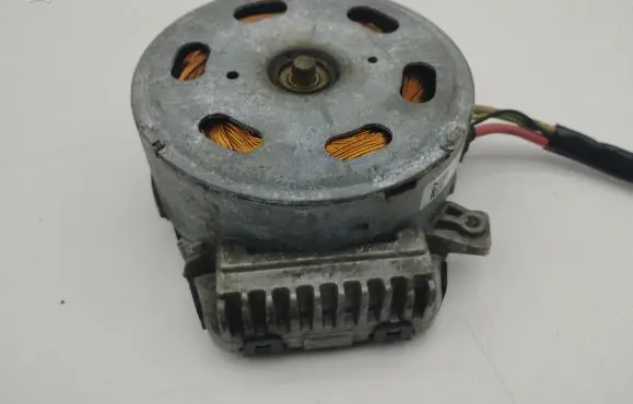 Volkswagen Golf VIII Electric radiator cooling fan 5Q0959455BG