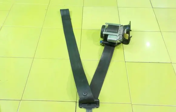 Peugeot 308 Front seatbelt PRZOD BEZPIECZENSTWA