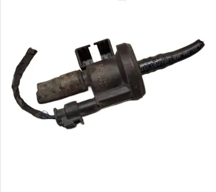 Skoda Octavia Mk2 (1Z) Vacuum valve 06H906517B