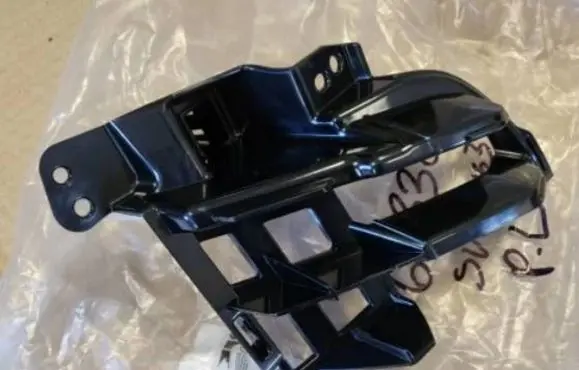 Skoda Superb B8 (3V) Front bumper mounting bracket 3V0807723 NE66338