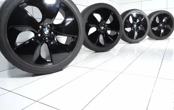 R20 alloy rim