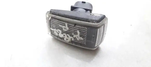 Volvo S40, V40 Front fender indicator light 6R0142631