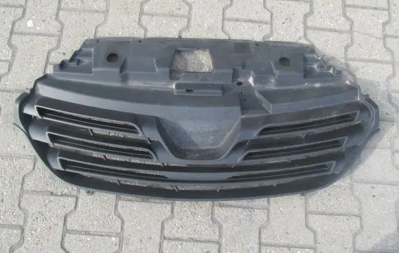 Renault Trafic III (X82) Front bumper upper radiator grill 623108673R