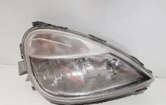 Mercedes-Benz A W168 Headlight/headlamp A1688201061