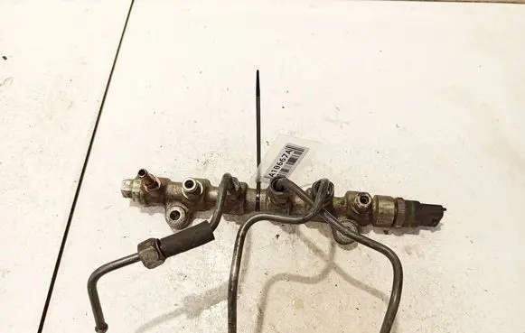 Fuel main line pipe