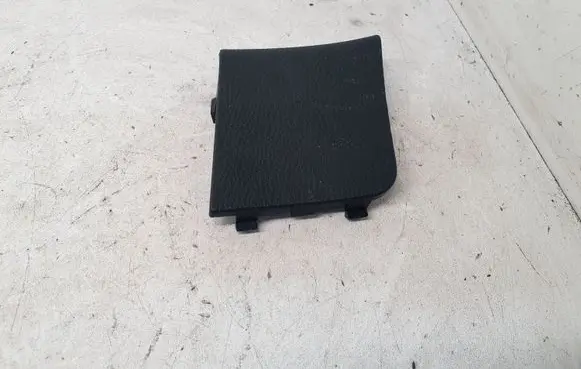 Volkswagen PASSAT B6 Other trunk/boot trim element 3C9867748