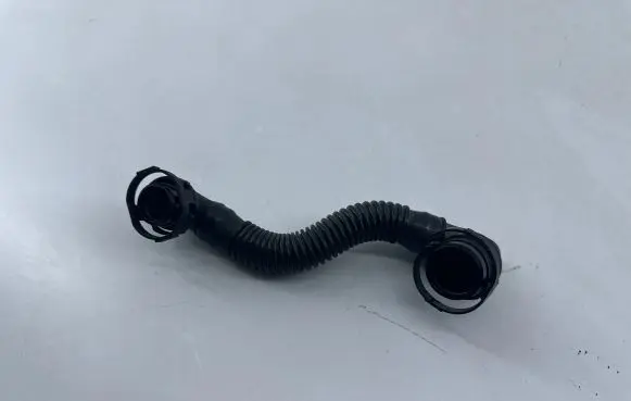 Audi A6 Allroad C7 Breather/breather pipe/hose 059103221AM