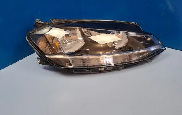 Volkswagen Golf VII Headlight/headlamp 5G1941006D 1EB01306602