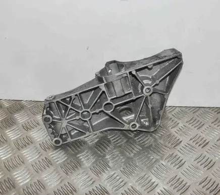 Volkswagen Golf V Engine mounting bracket 036260885