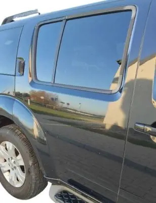 Nissan Pathfinder R51 Rear door