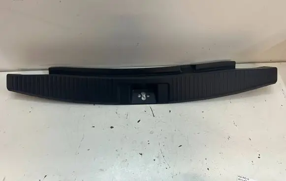 Honda HR-V Trunk/boot sill cover protection 84640T7WA01020 84640-T7W-A01-020