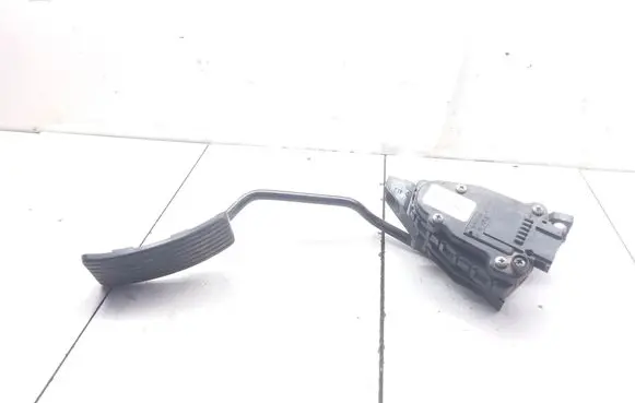 Volvo S40, V40 Accelerator throttle pedal 30865642 M865642