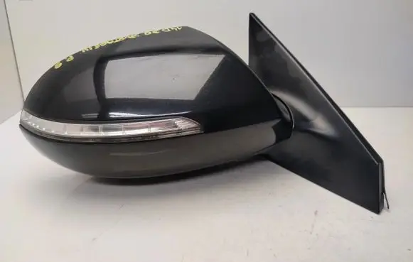KIA Sportage Front door electric wing mirror 14D30