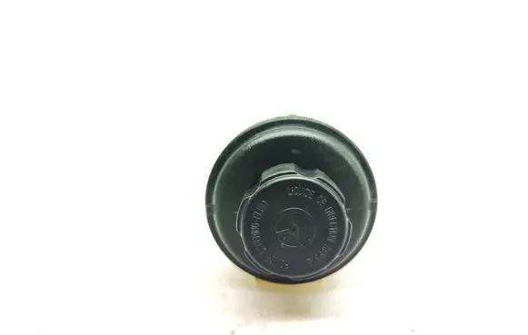 Volvo V70 Power steering fluid tank/reservoir 31302576