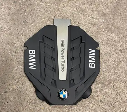 BMW 5 F10 F11 Engine cover (trim) 7577459 52794510