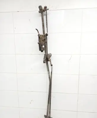 Mitsubishi Space Star Front wiper linkage and motor 180982 404638