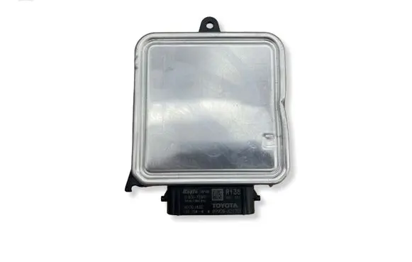 Toyota bZ4X Xenon control unit/module 8990842170