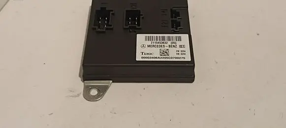 Mercedes-Benz CLS C219 Comfort/convenience module 2115453632