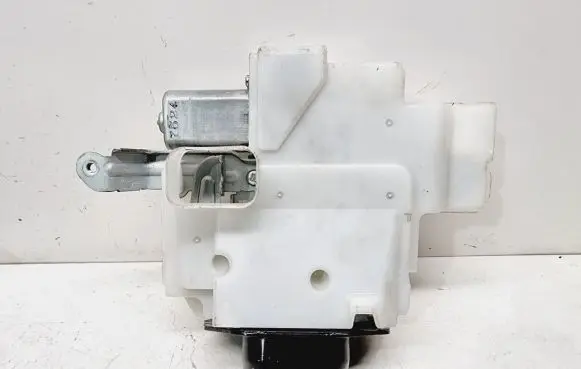 Nissan X-Trail T32 Tailgate/trunk/boot lock/catch/latch 905001AA1A