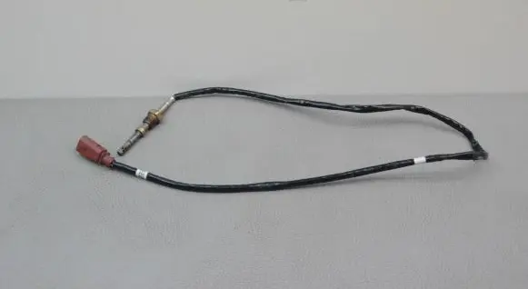 Seat Leon (5F) Exhaust gas temperature sensor 04L906088E