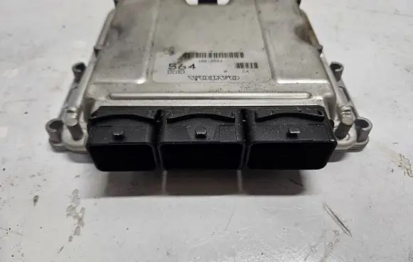 Volvo S40, V40 Engine control unit/module 30618564