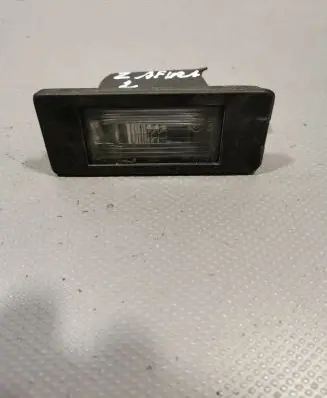 Opel Zafira C Number plate light